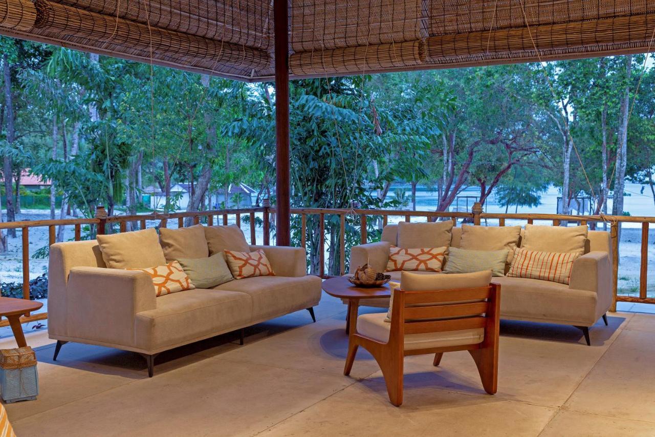 Island Center Point Hotel Koh Rong Sanloem Exterior photo